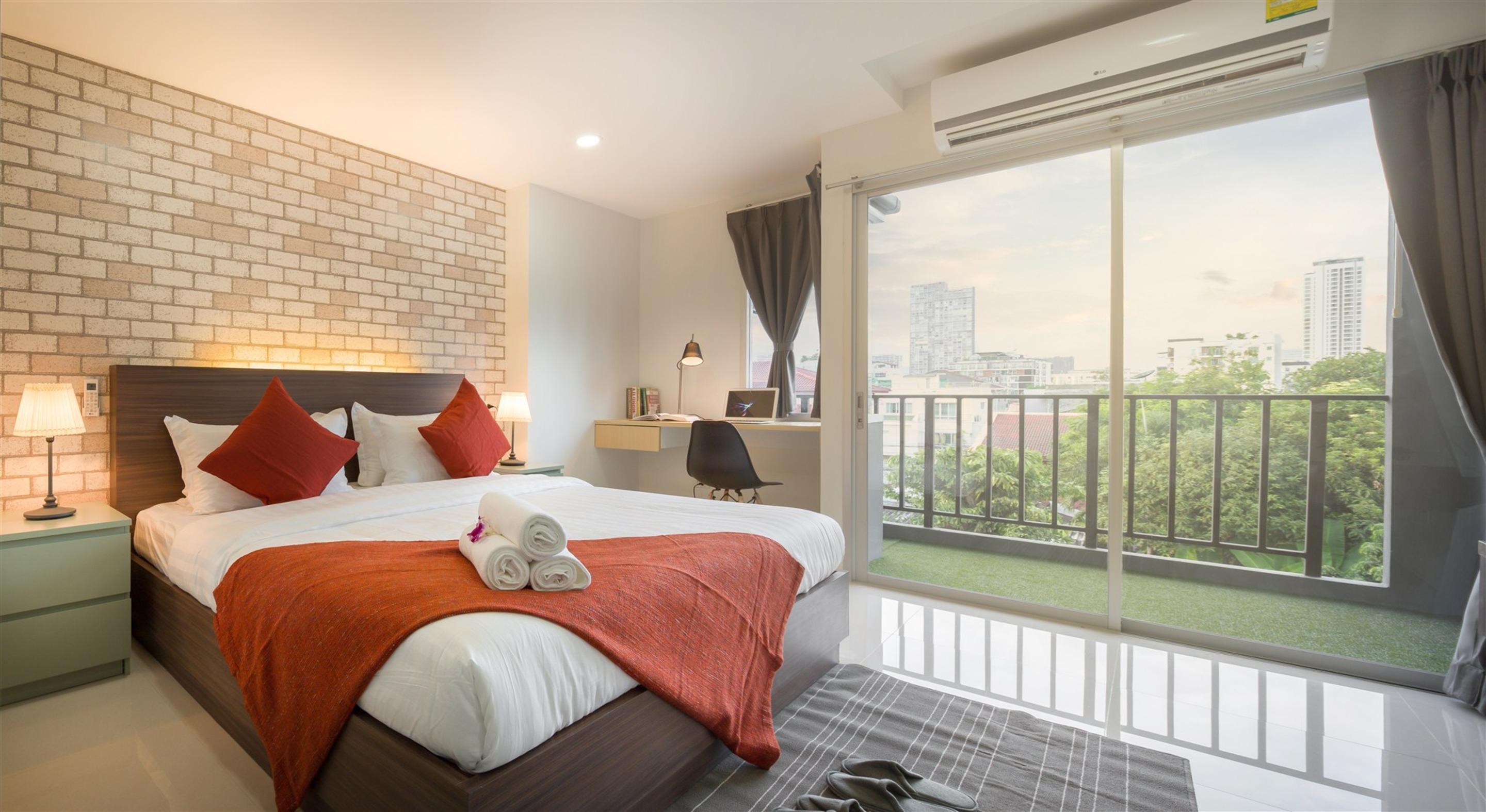 Q Space Residence Bangkok Esterno foto